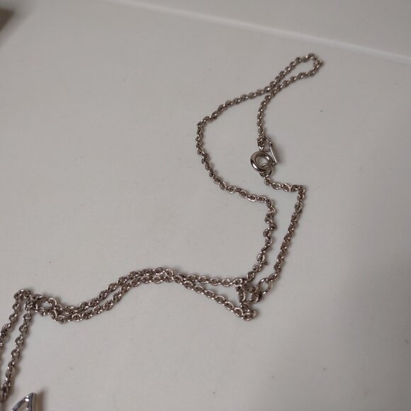 17.5 Inch Sarah Coventry Apple Pendant Necklace - Picture 8 of 9